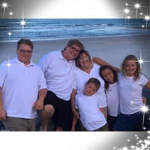 Meet your Posher, Lori